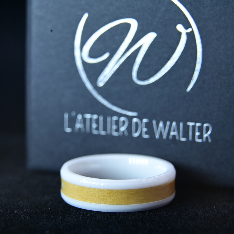 Bague avec Bois d'Olivier - Céramique Blanche