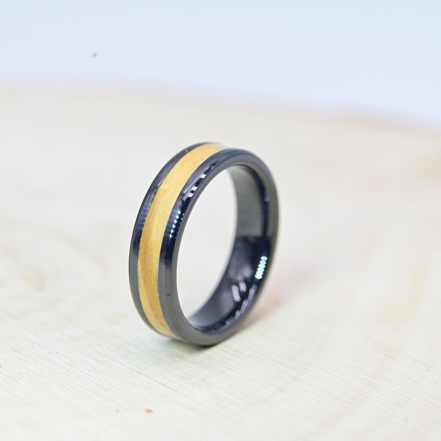 Bague avec Bois d'Olivier - Céramique Noire