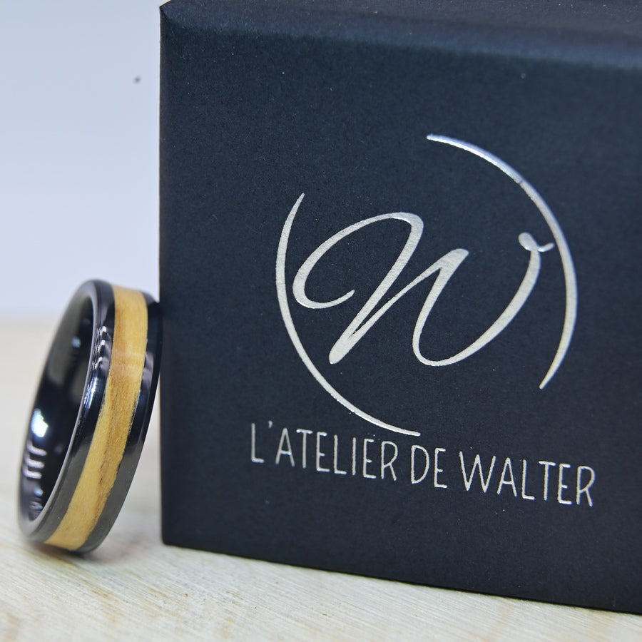 Bague avec Bois d'Olivier - Céramique Noire